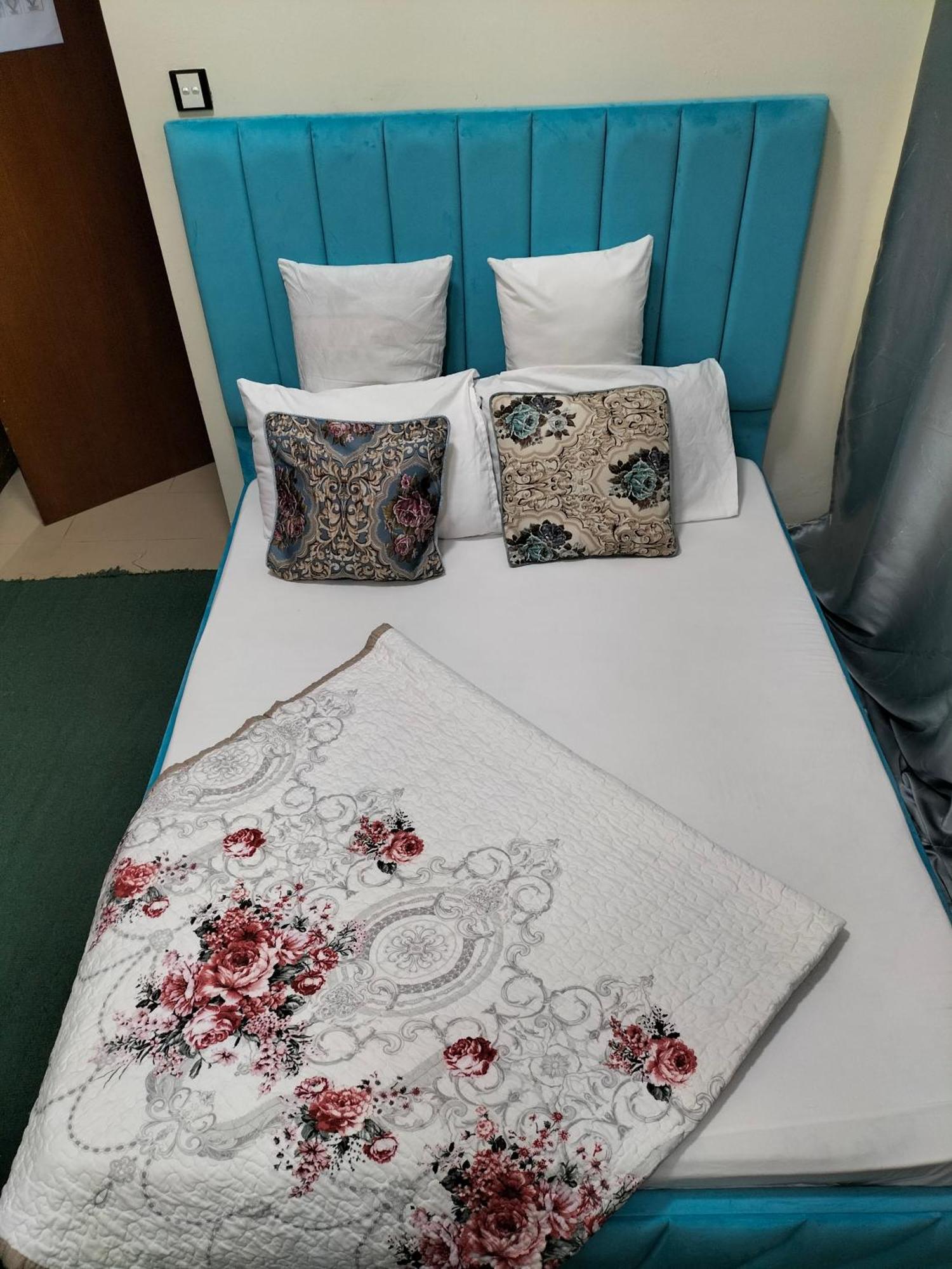 Bedspace, Hostel And Accomodation Al Nahda 2 Dubai Ngoại thất bức ảnh